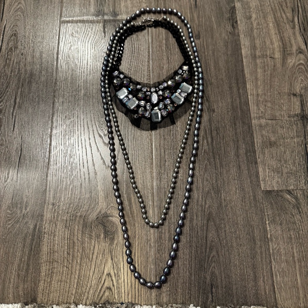 Elegant Multi-Layered Black Silver statement Necklace peral necklace set of 3
